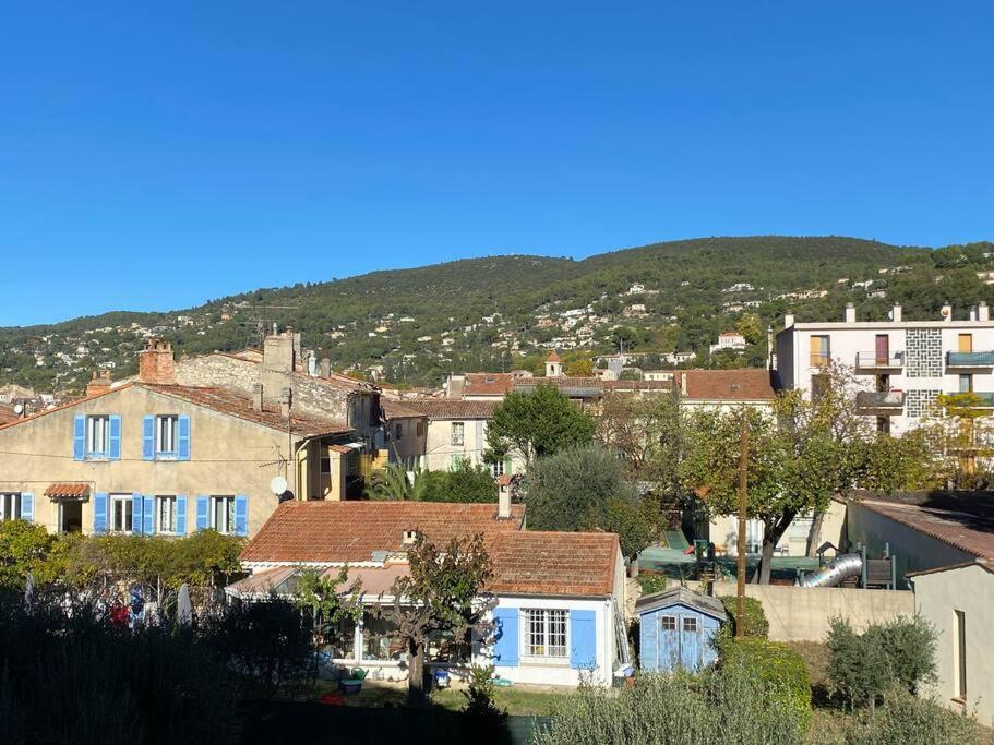 Akropole De Caroline, Central, Lumineux, Calme, Free Parking, Lift, 3 Beds Draguignan Buitenkant foto