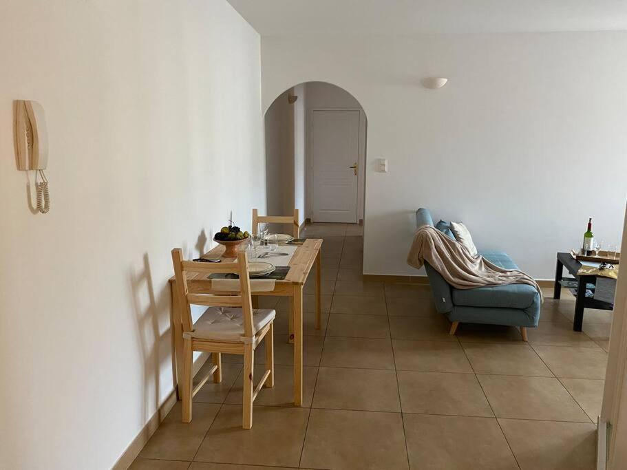 Akropole De Caroline, Central, Lumineux, Calme, Free Parking, Lift, 3 Beds Draguignan Buitenkant foto