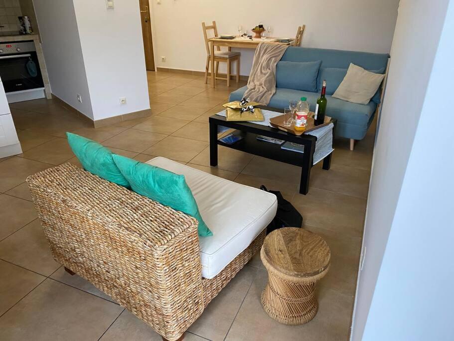 Akropole De Caroline, Central, Lumineux, Calme, Free Parking, Lift, 3 Beds Draguignan Buitenkant foto